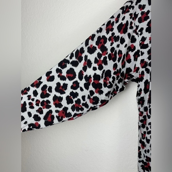 NWOT ZARA Women’s Gray Red Leopard Animal Print Relaxed Shirt Tunic XS X-Small - Picture 3 of 3